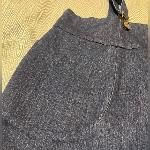 NWT. Collectif London Nomi Denim Dungaree Pencil Skirt. Size 4x. Vintage style. - Picture 5 of 7